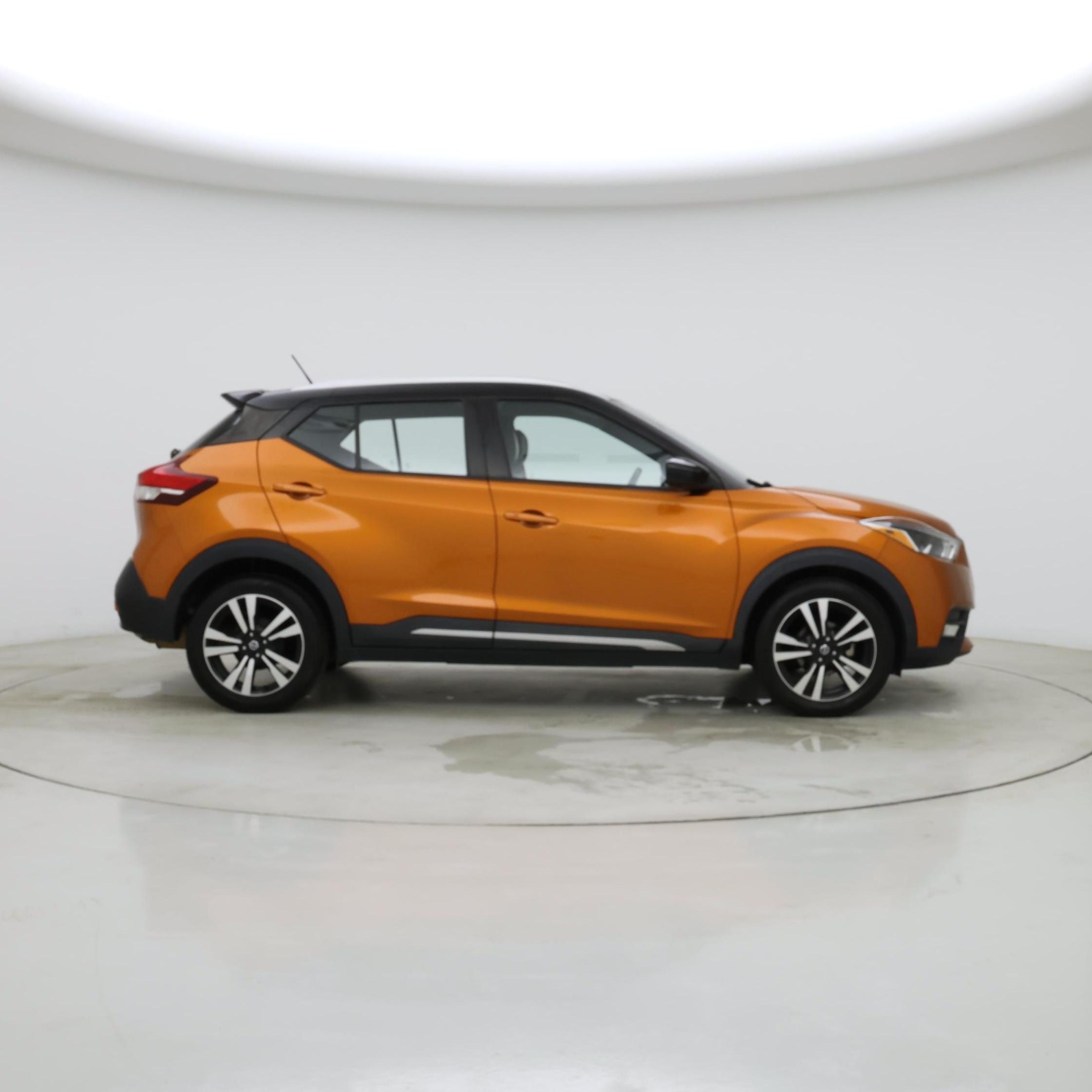 Thumbnail: 2019 Nissan Kicks - 7