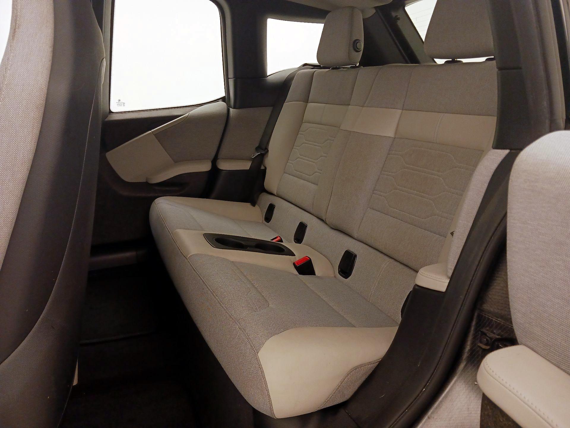 Thumbnail: 2015 BMW i3 - 19