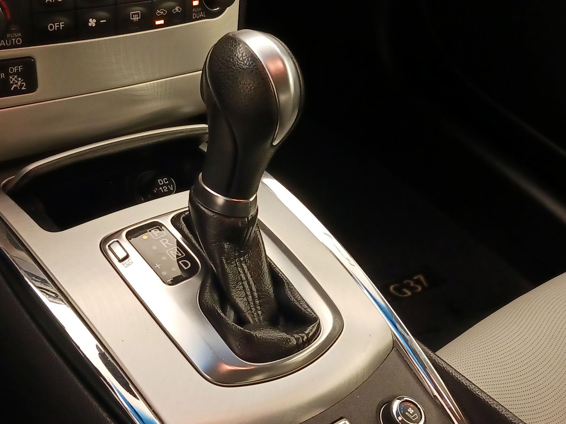 Thumbnail: 2013 INFINITI G37 - 18