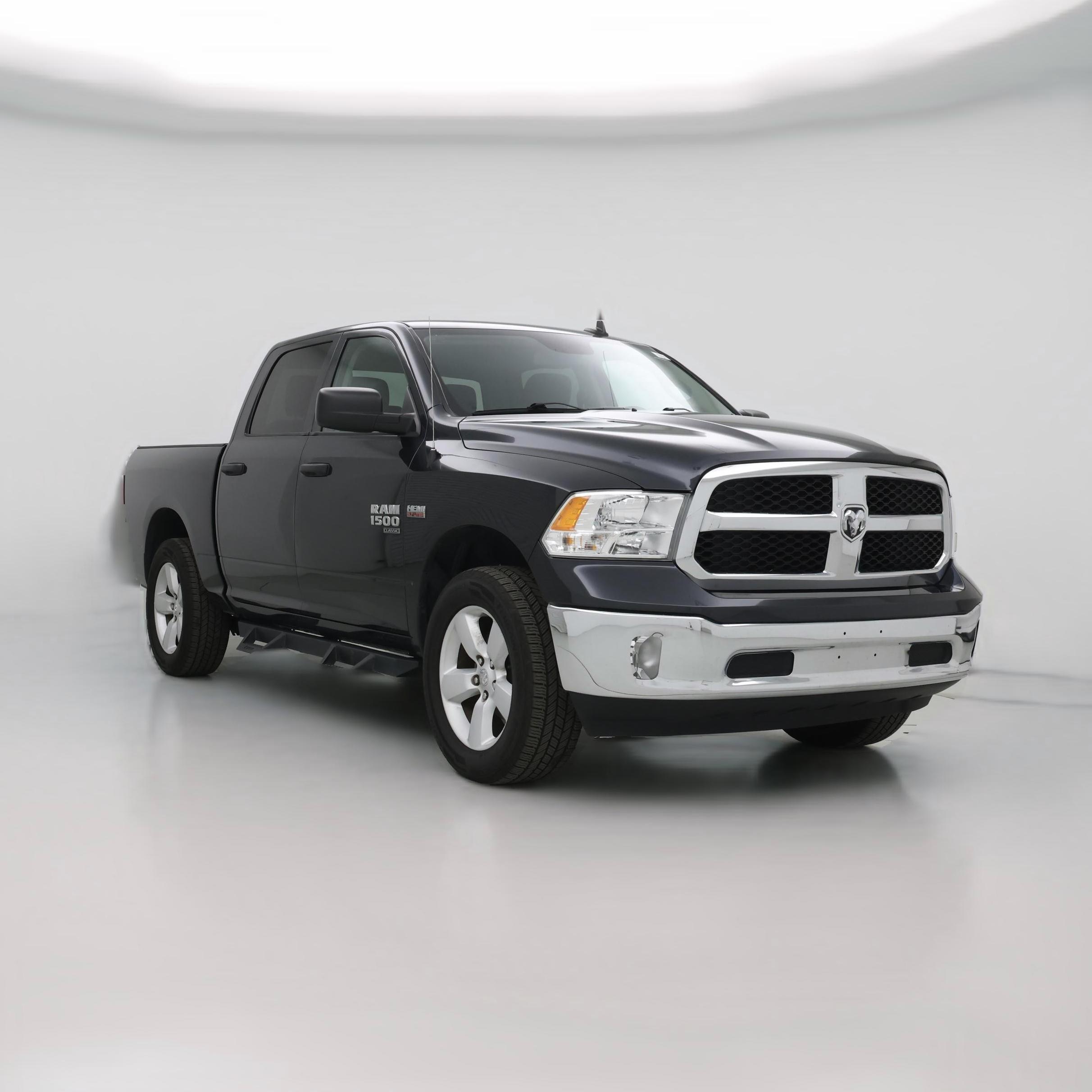 Thumbnail: 2021 RAM 1500 Classic - 1