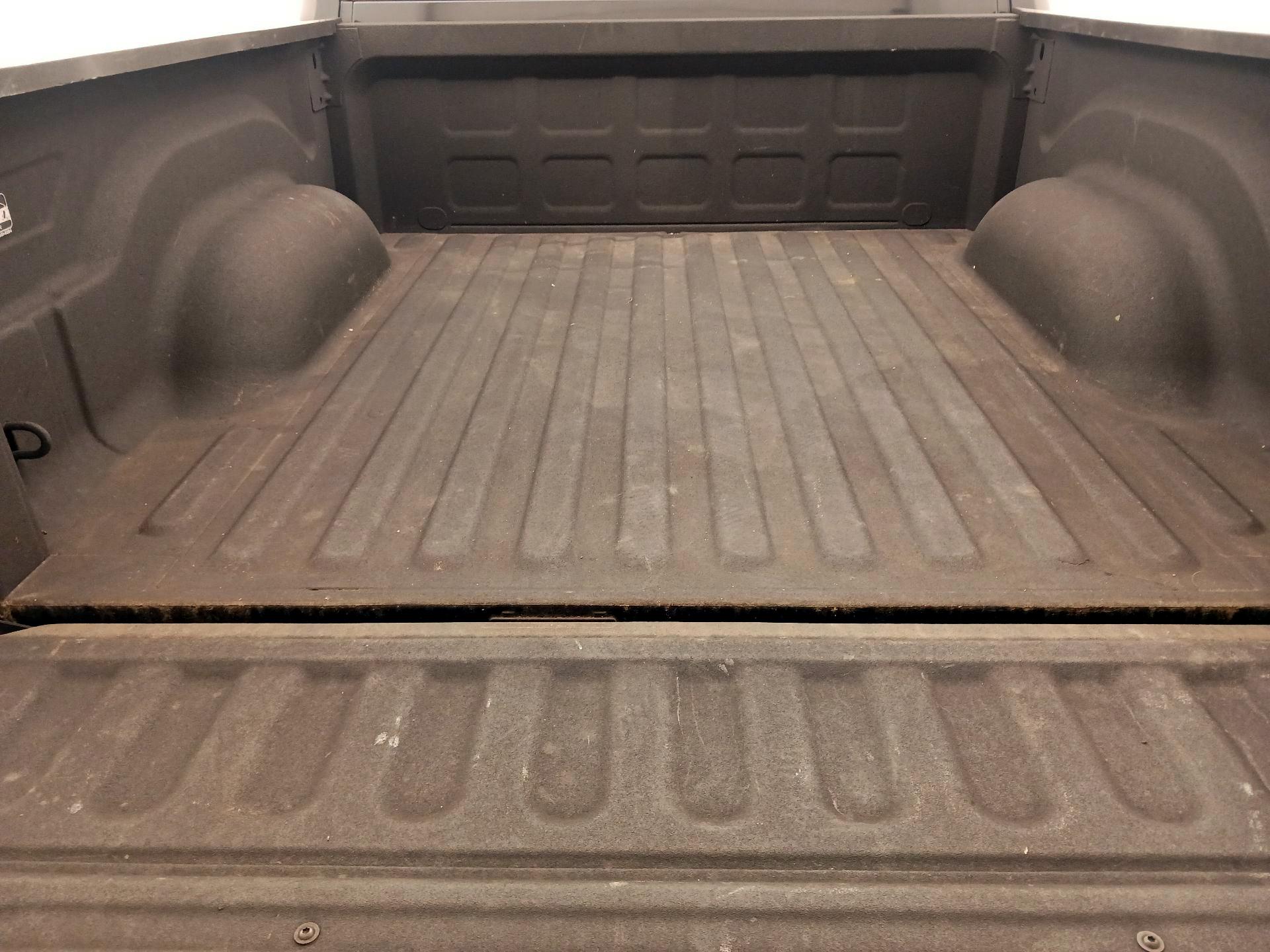 Thumbnail: 2021 RAM 1500 Classic - 20