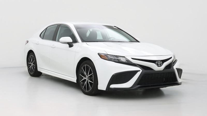 2023 Toyota Camry SE Hero Image