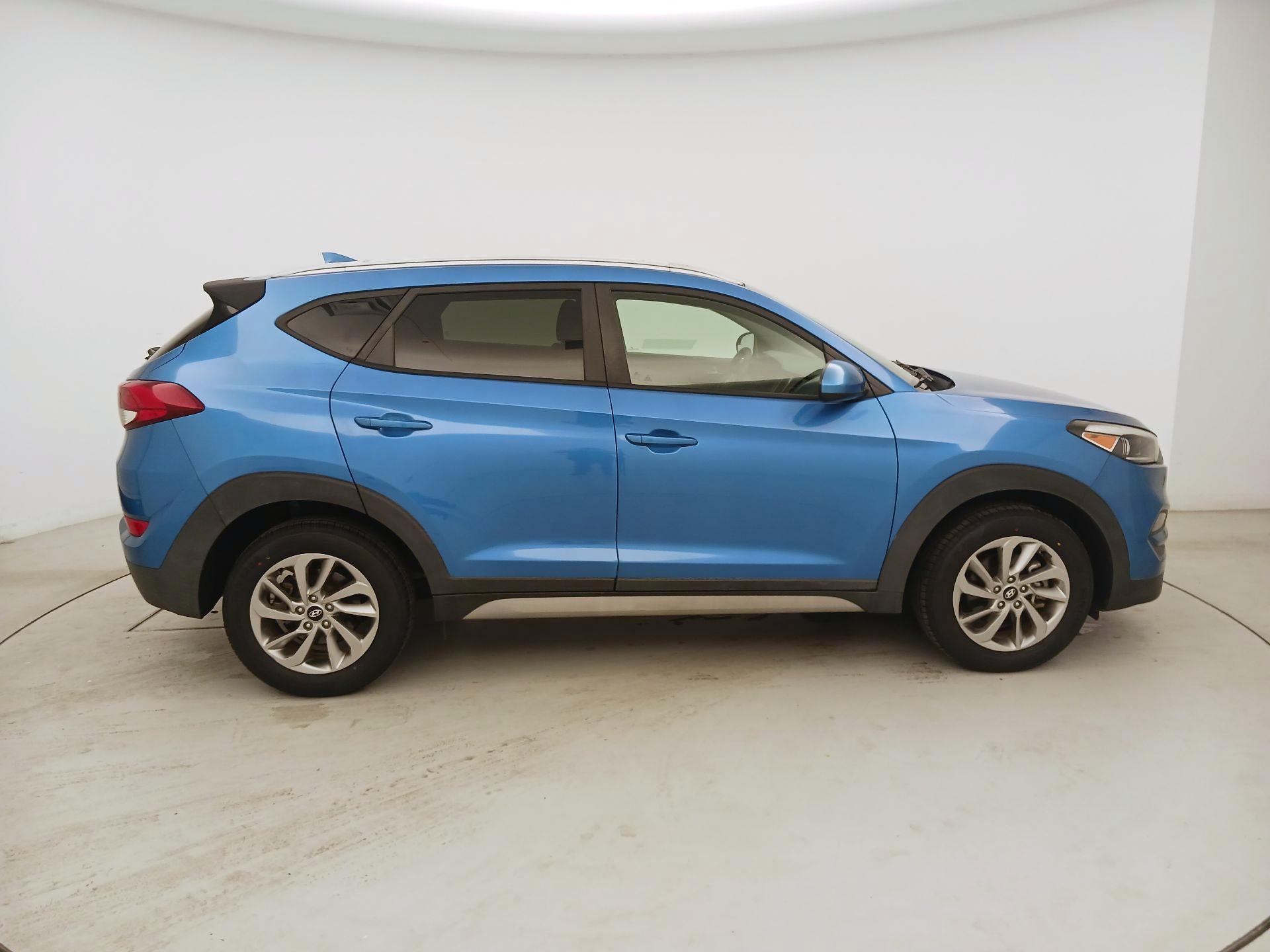 Thumbnail: 2018 Hyundai Tucson - 4
