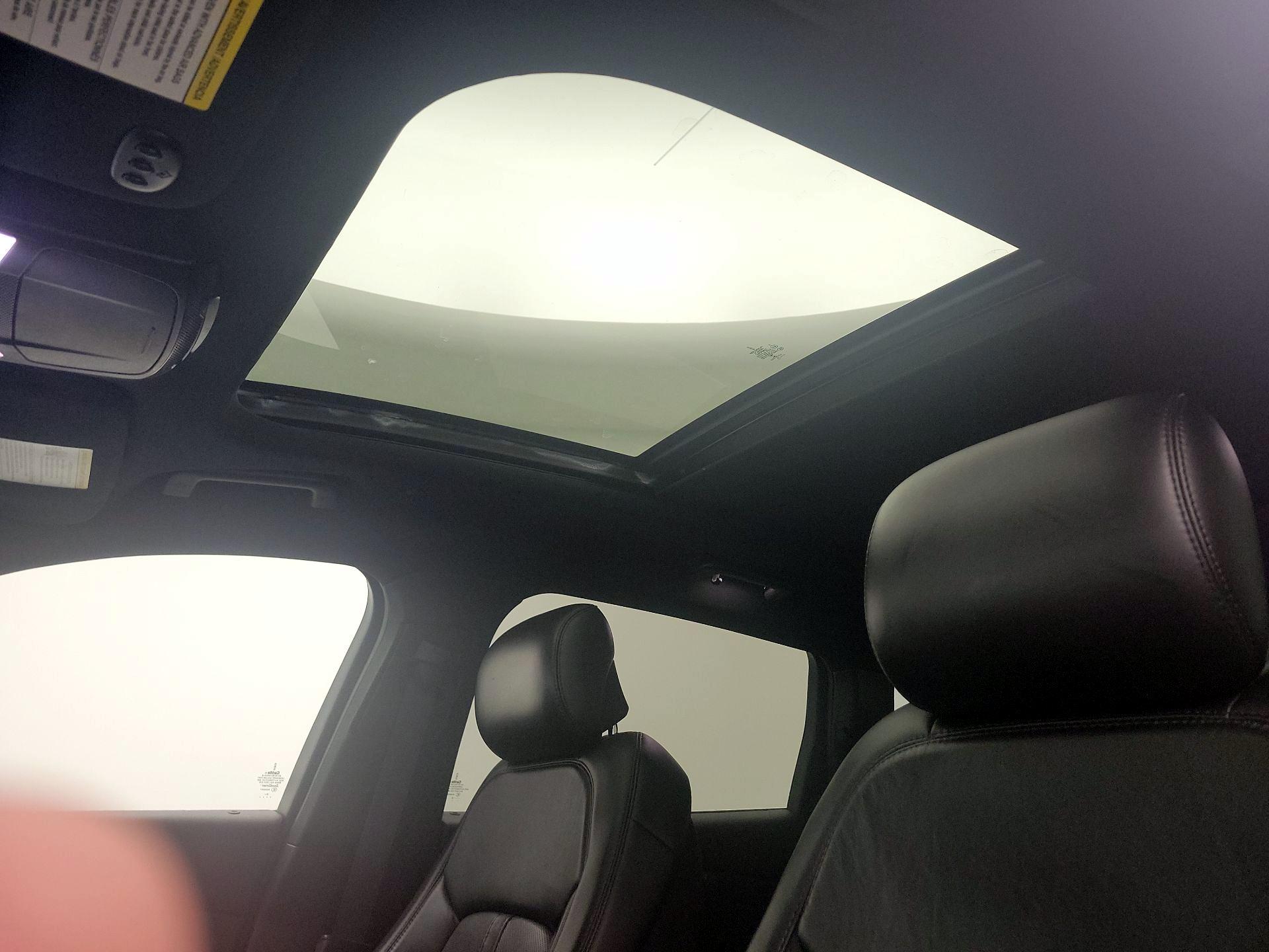 Thumbnail: 2019 Lincoln Nautilus - 19