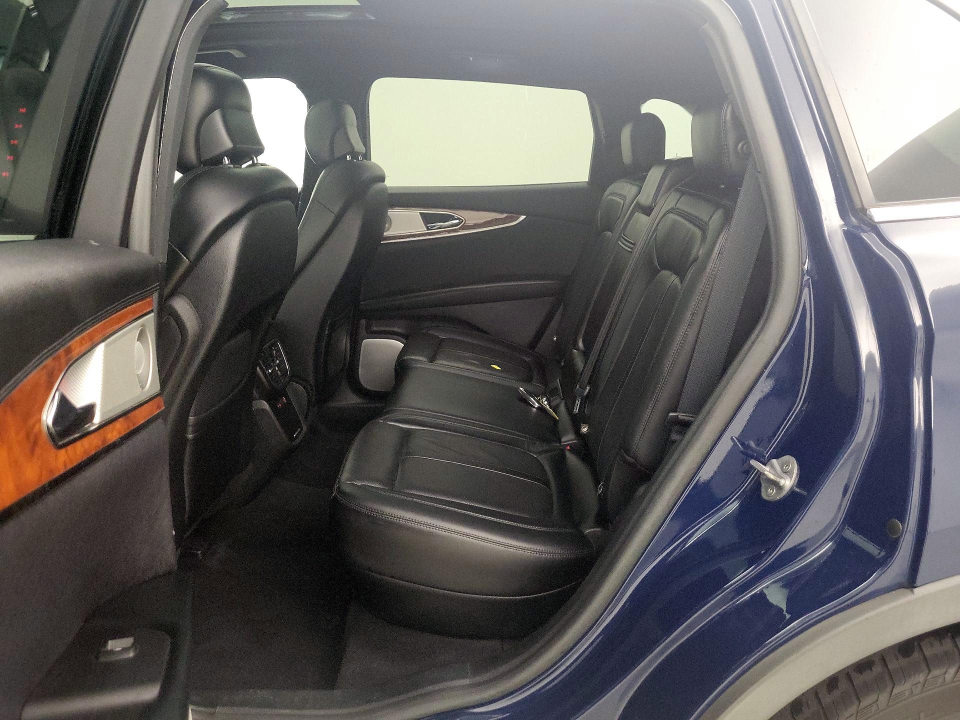 Thumbnail: 2019 Lincoln Nautilus - 20