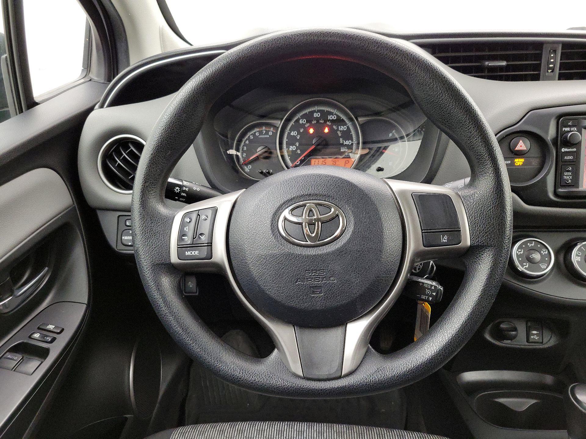 Thumbnail: 2017 Toyota Yaris - 10