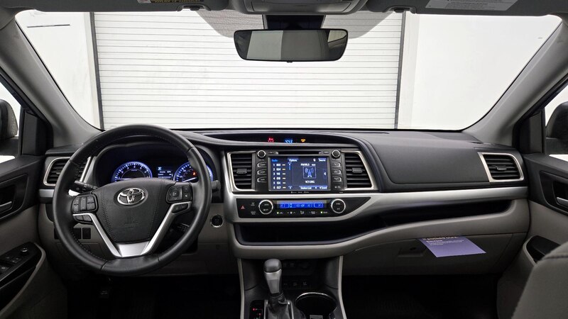 2019 Toyota Highlander SE 9