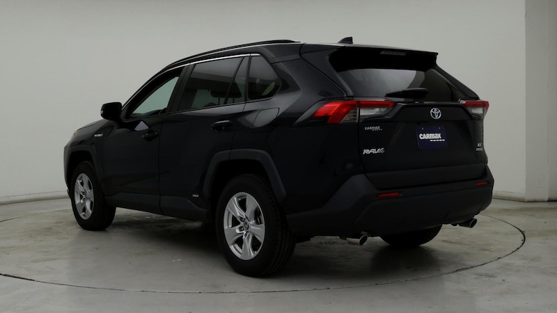 2019 Toyota RAV4 LE 2