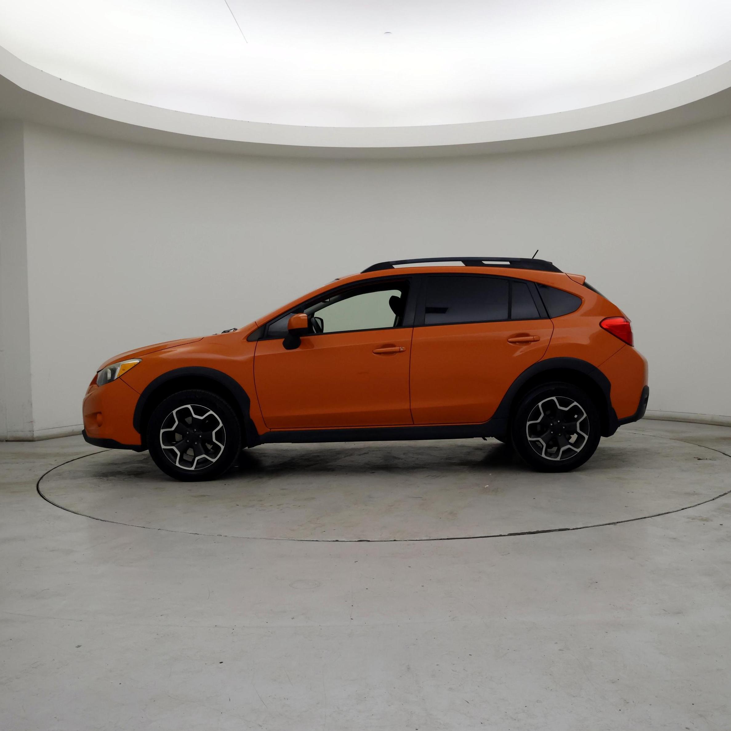 Thumbnail: 2014 Subaru XV Crosstrek - 3