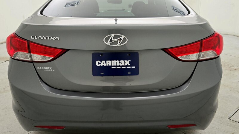 2013 Hyundai Elantra GLS 6