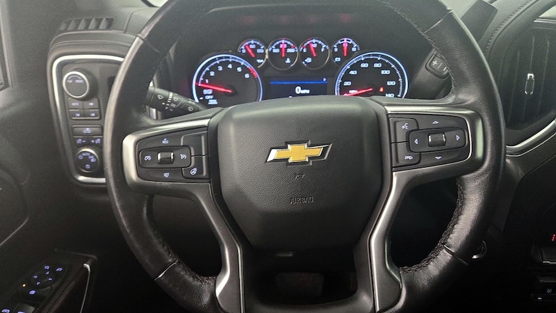 2022 Chevrolet Silverado 1500 LT 10