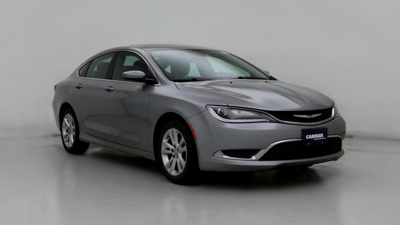 2016 Chrysler 200 Limited Hero Image