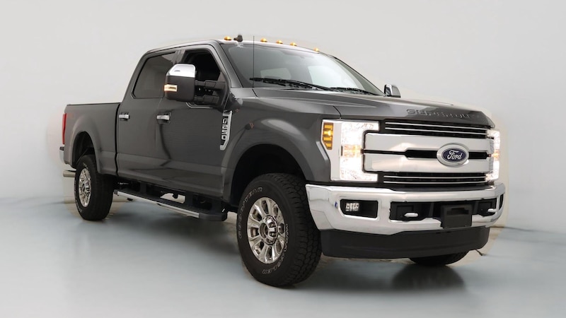 2019 Ford F-250 Lariat Hero Image