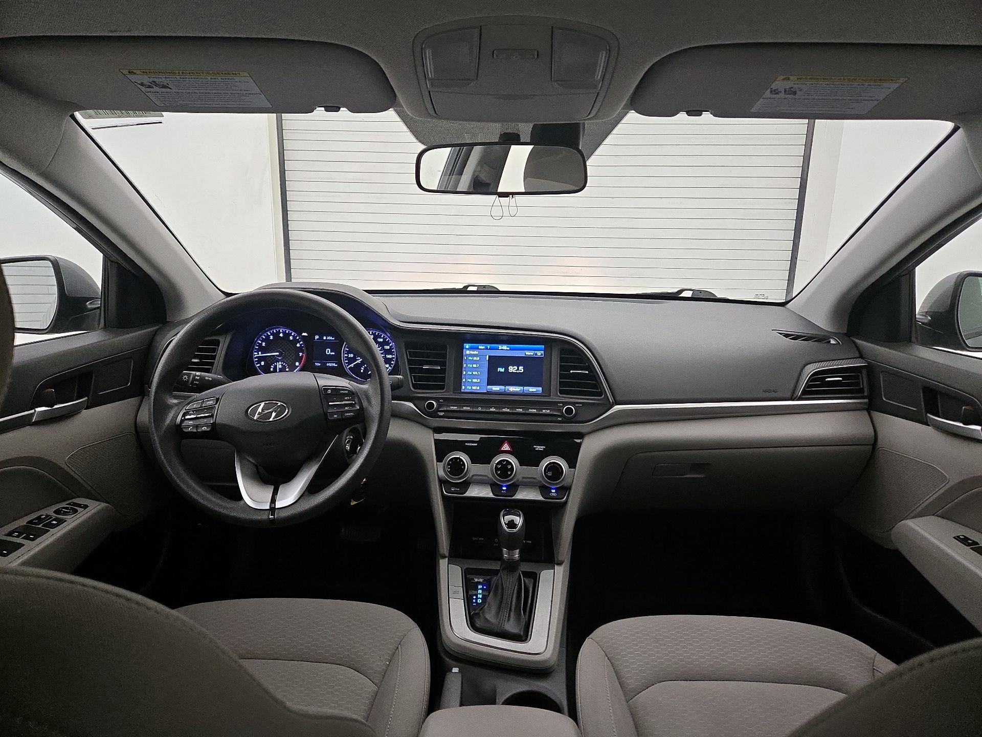 Thumbnail: 2019 Hyundai Elantra - 9