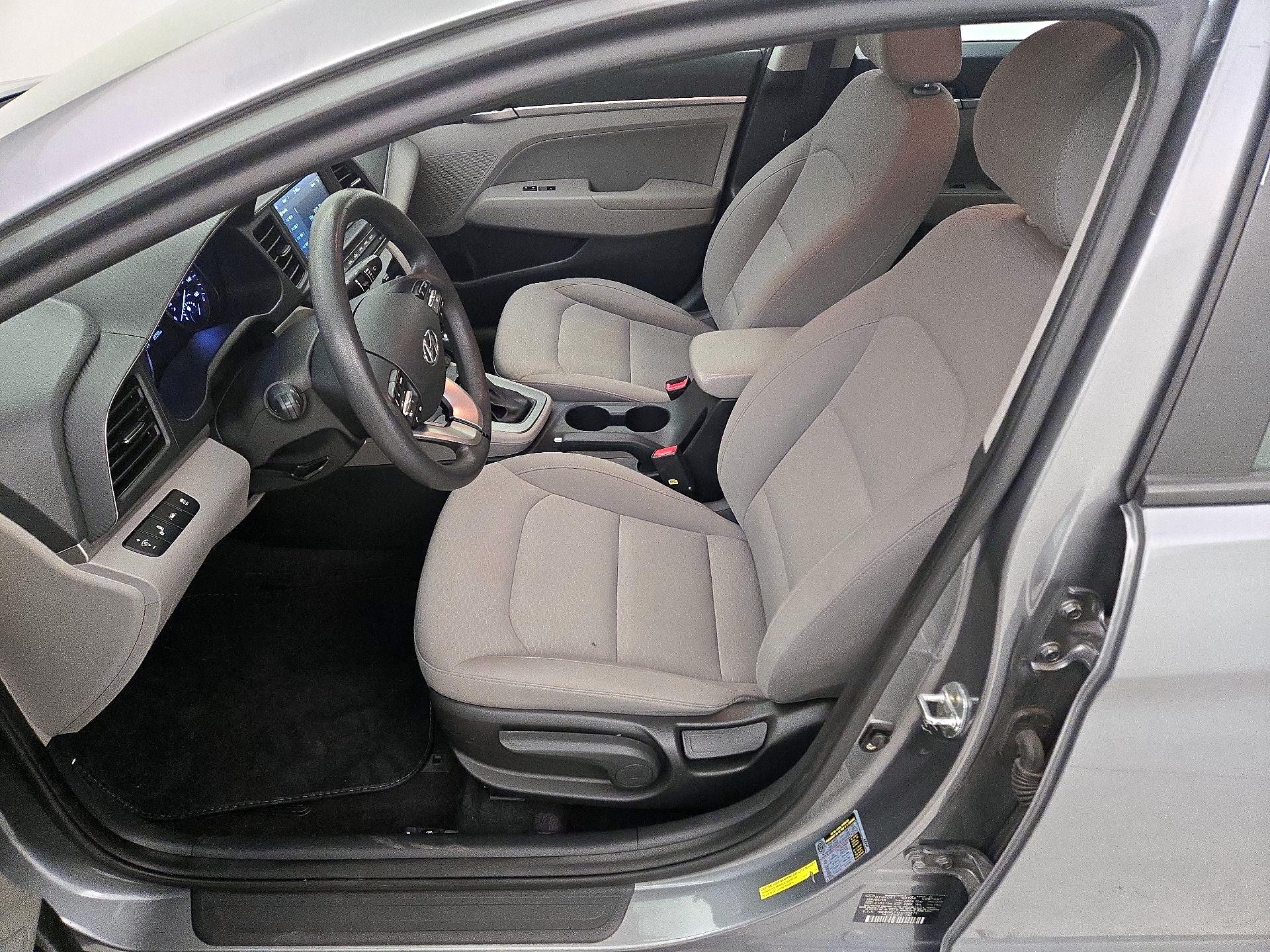 Thumbnail: 2019 Hyundai Elantra - 11