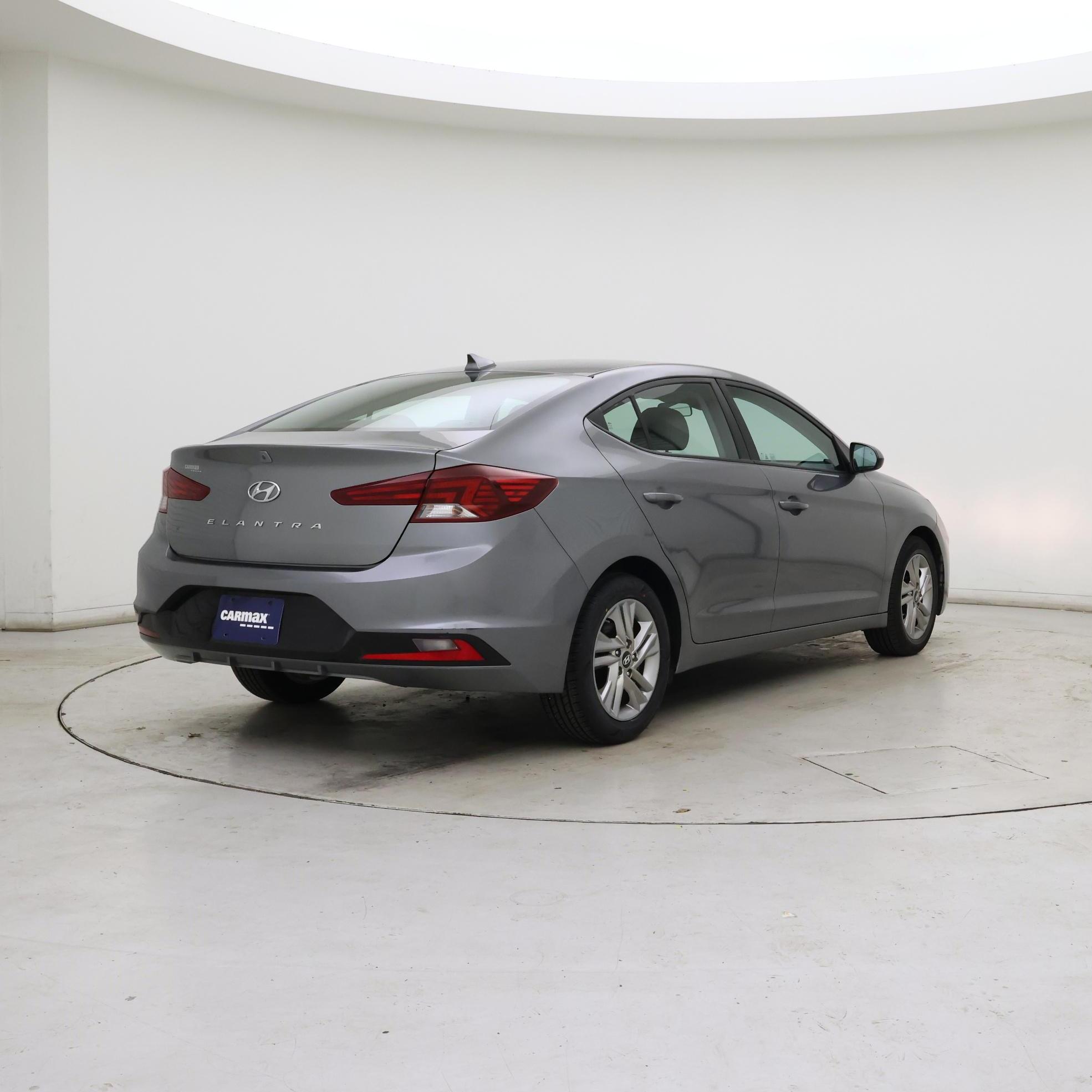 Thumbnail: 2019 Hyundai Elantra - 8