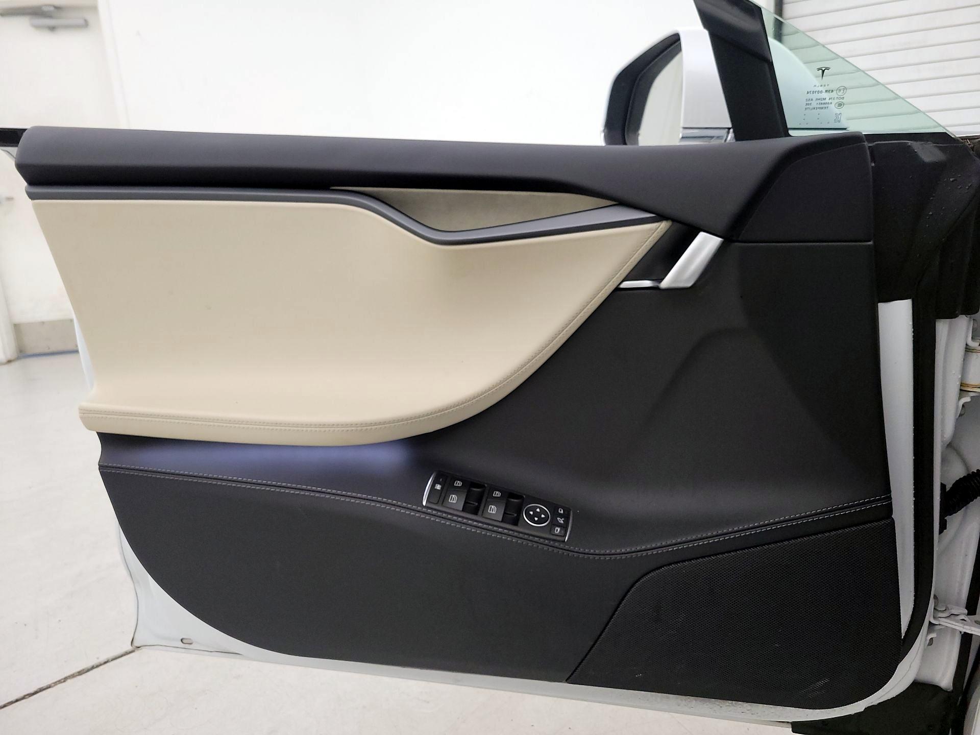 Thumbnail: 2021 Tesla Model S - 12