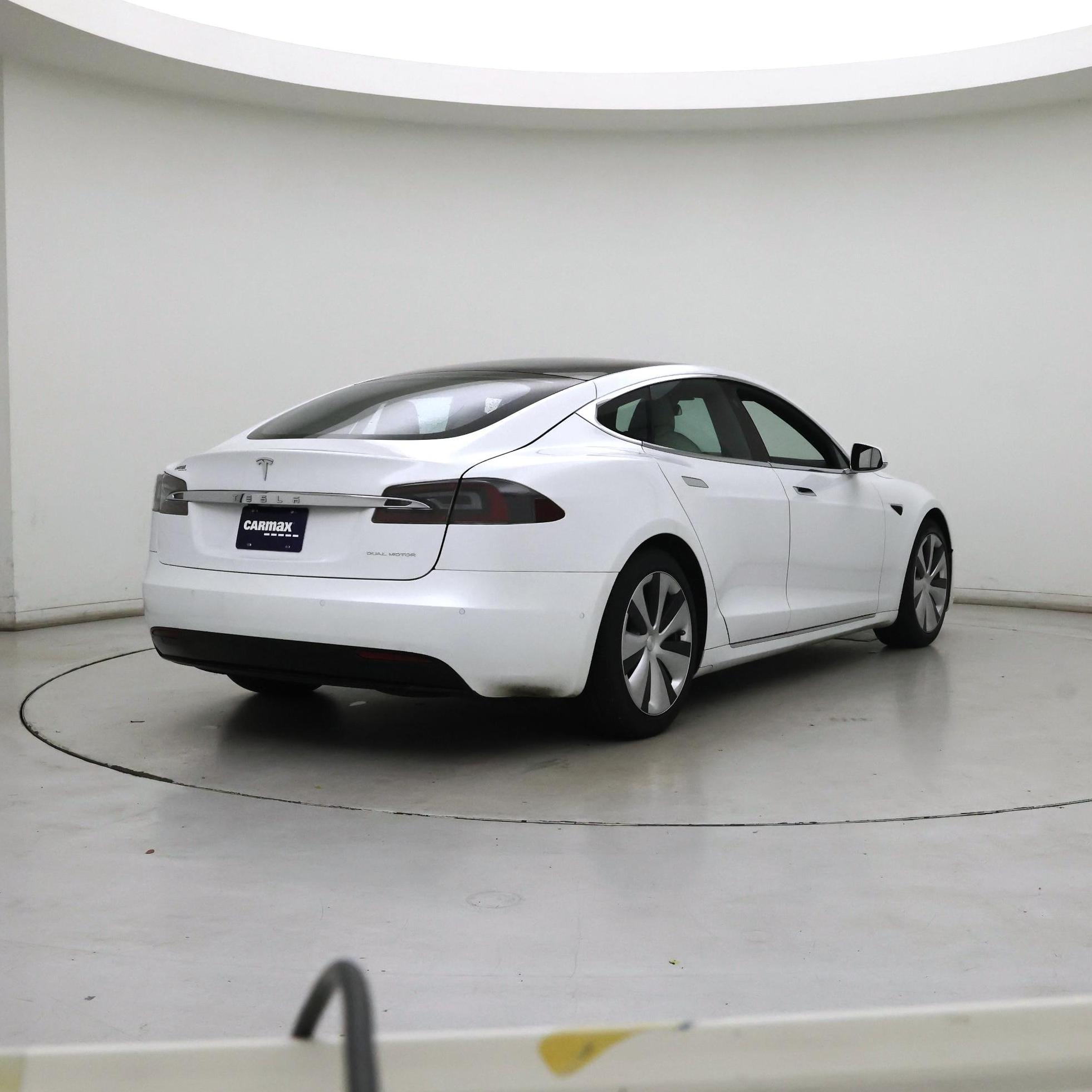 Thumbnail: 2021 Tesla Model S - 8