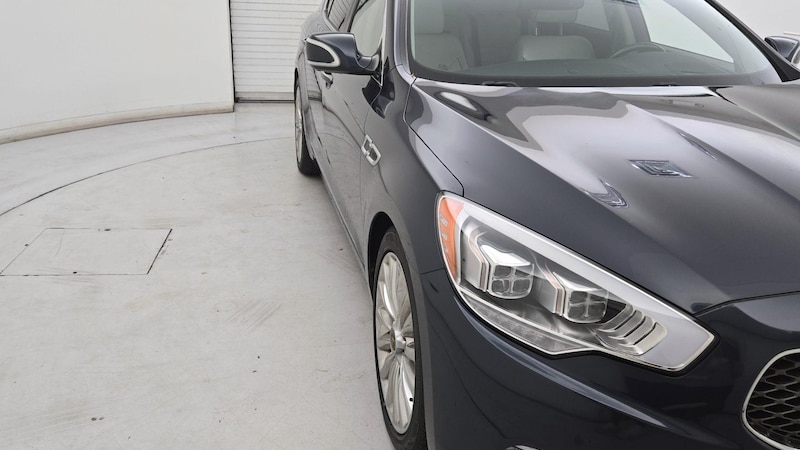 2015 Kia K900 Luxury Hero Image