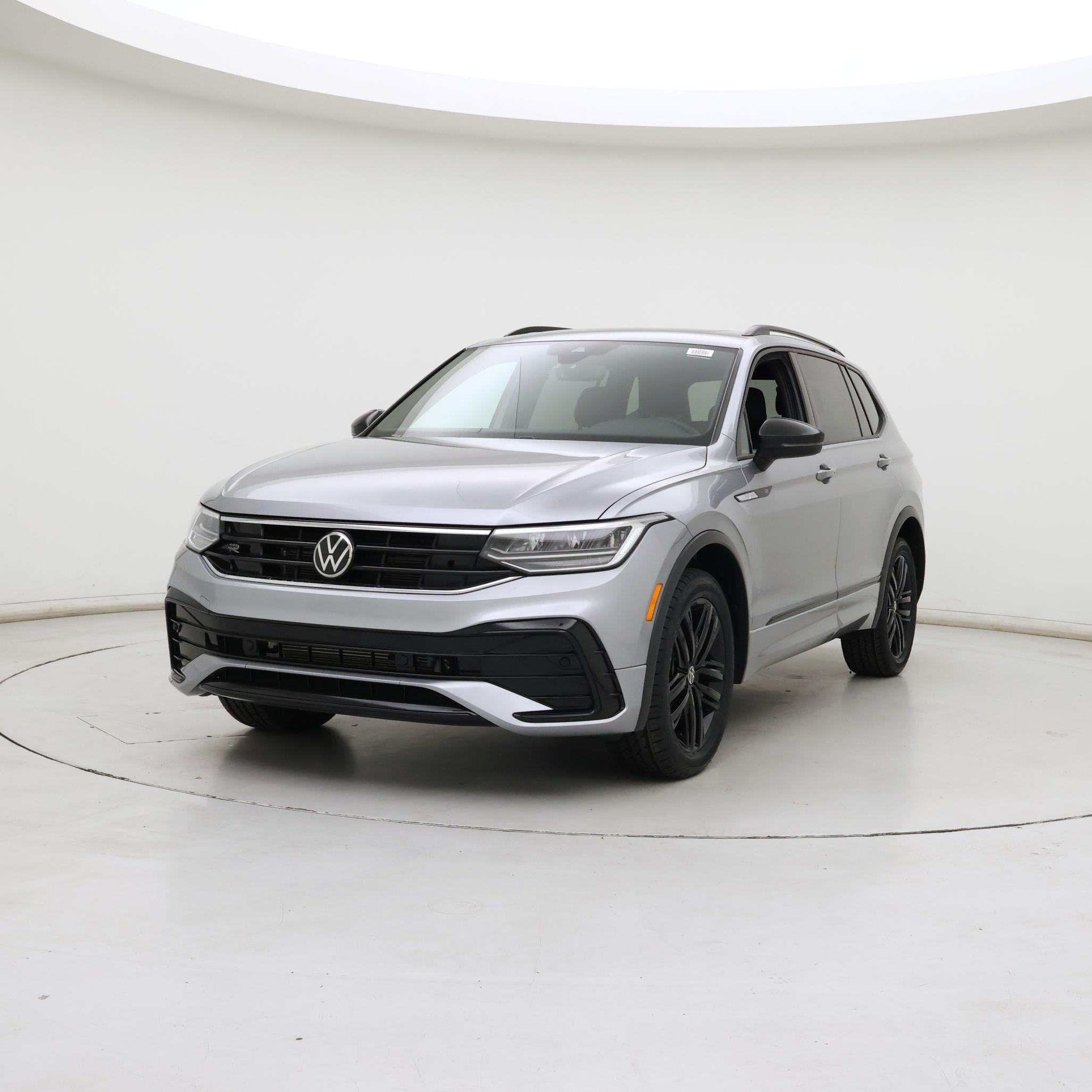 Thumbnail: 2022 Volkswagen Tiguan - 4