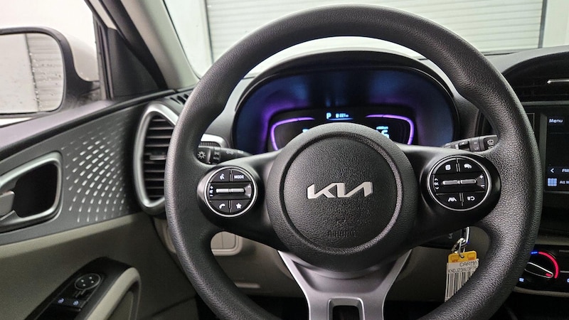 2023 Kia Soul LX 10