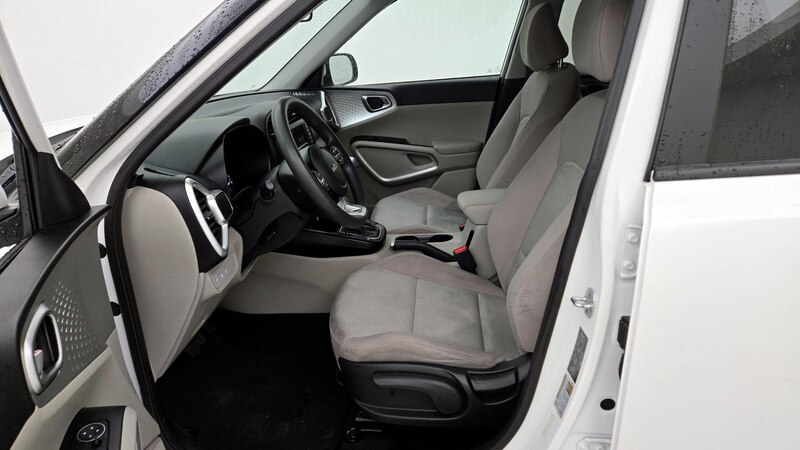 2023 Kia Soul LX 11