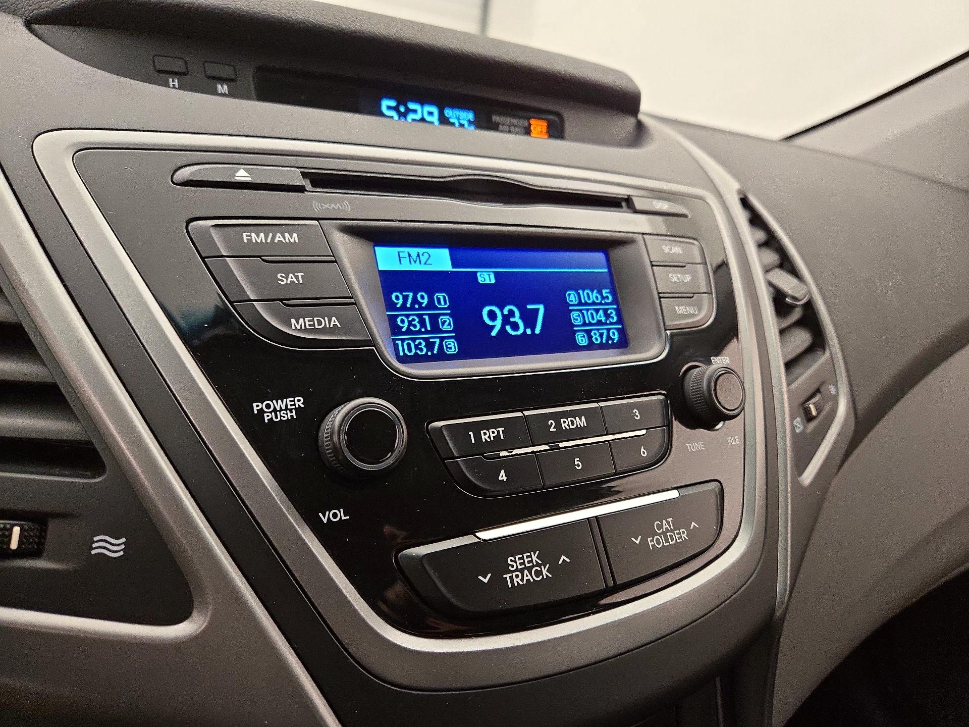 Thumbnail: 2016 Hyundai Elantra - 12