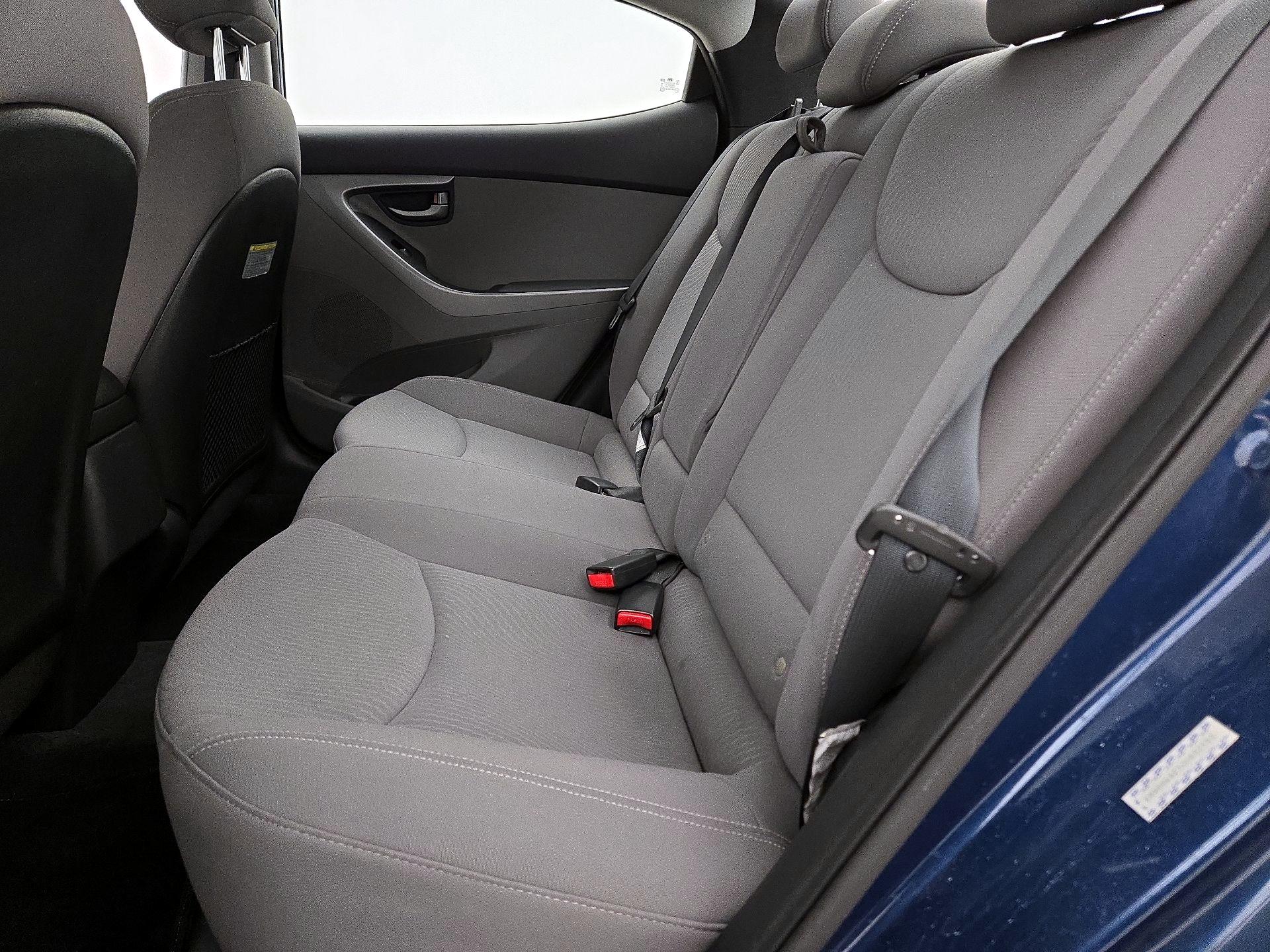 Thumbnail: 2016 Hyundai Elantra - 16