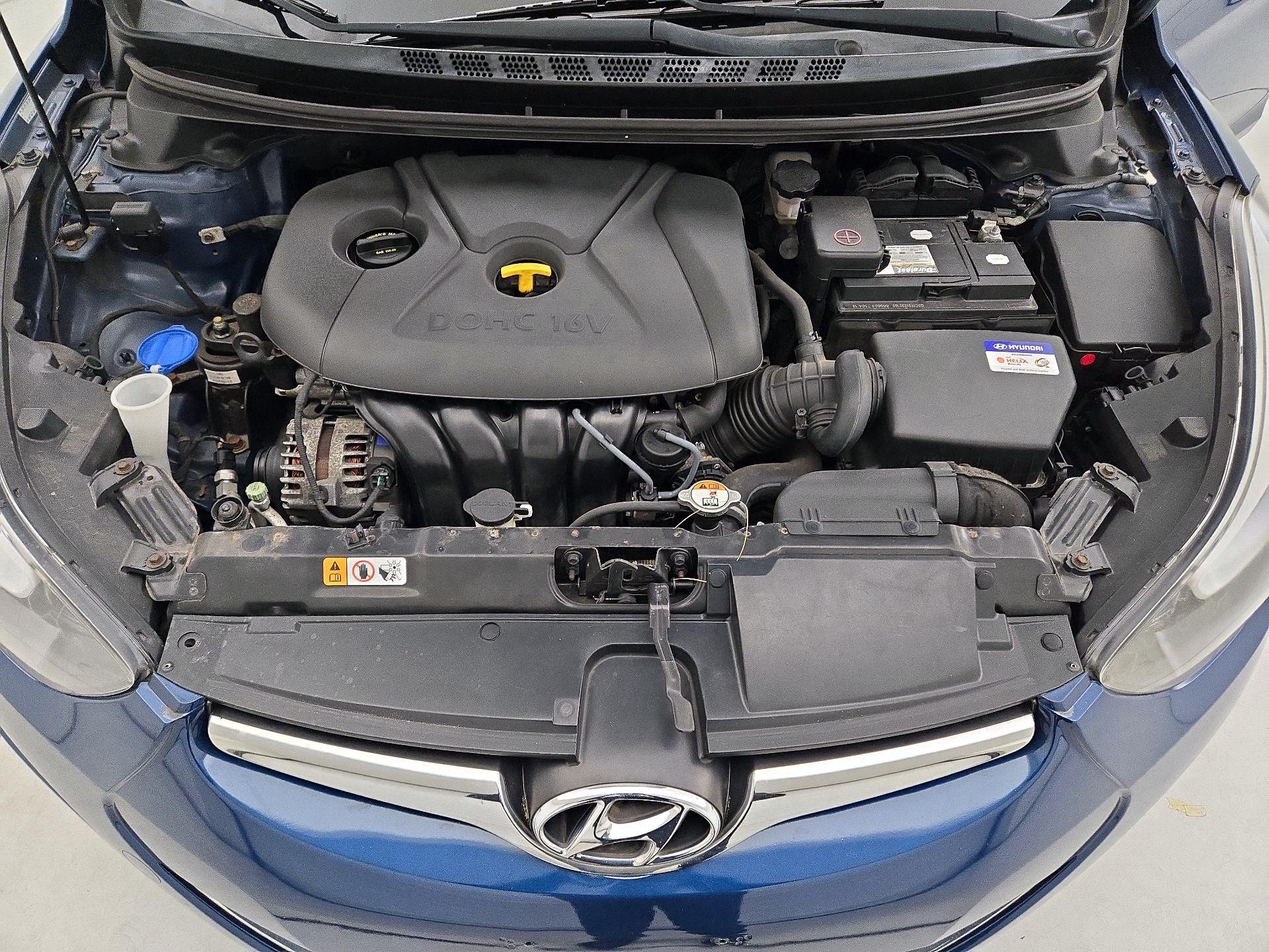 Thumbnail: 2016 Hyundai Elantra - 18