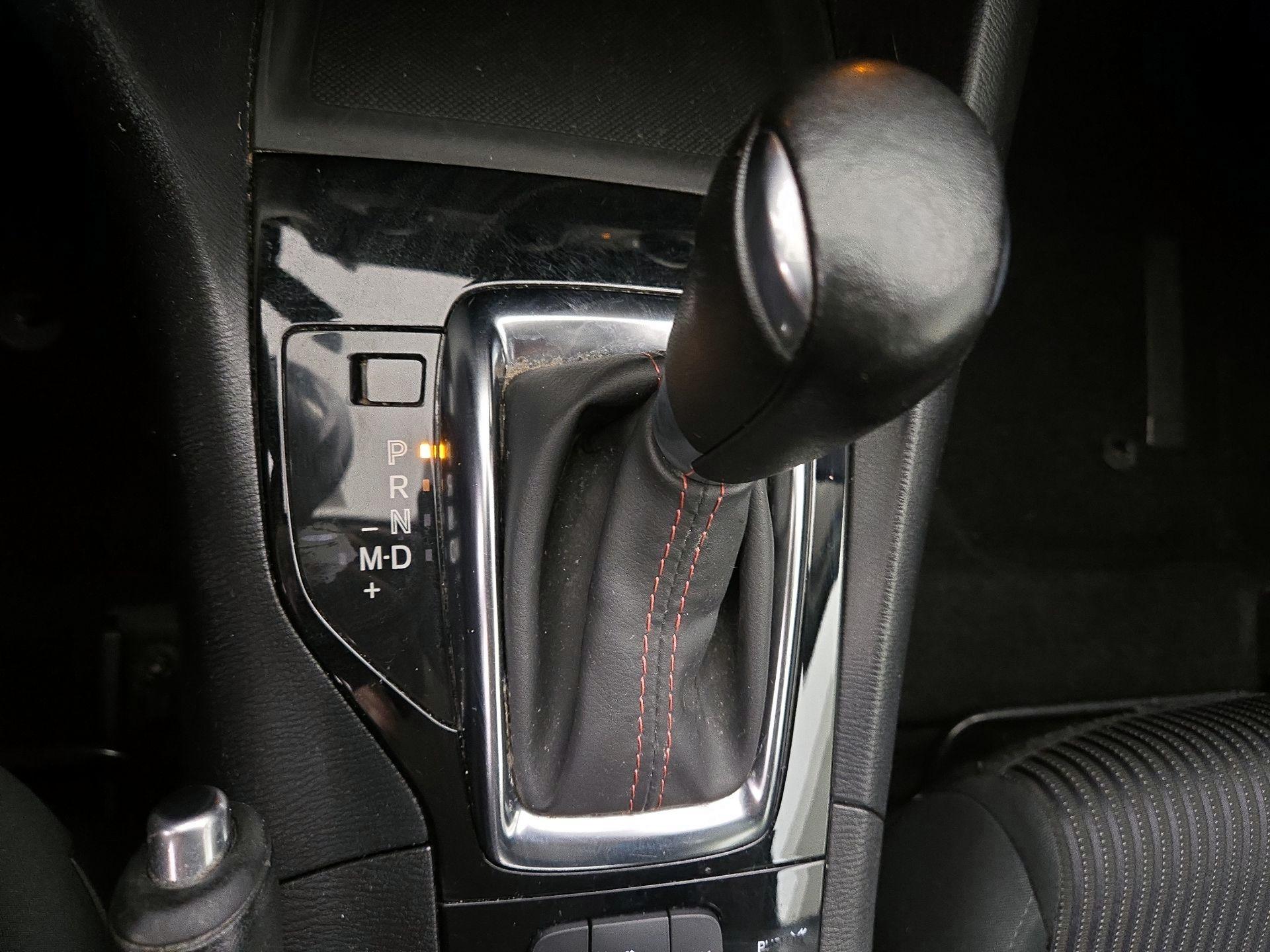 Thumbnail: 2015 Mazda Mazda3 - 17