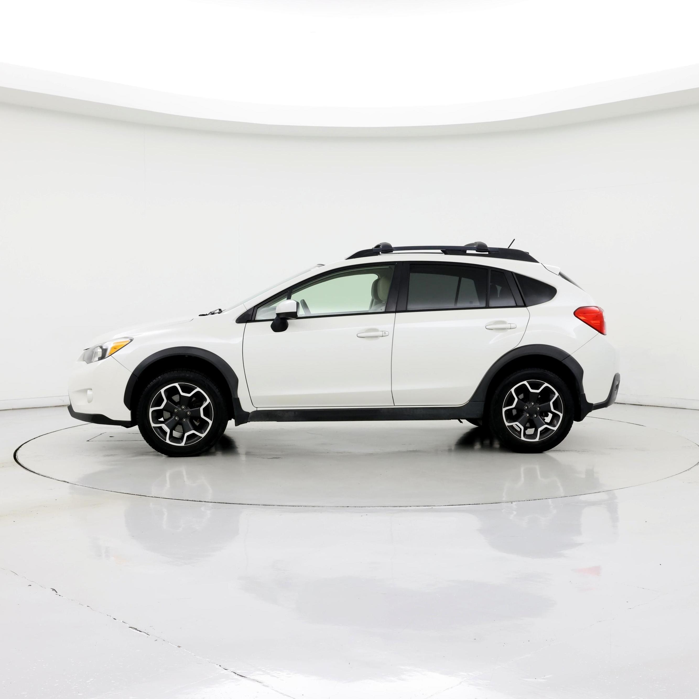 Thumbnail: 2015 Subaru XV Crosstrek - 3