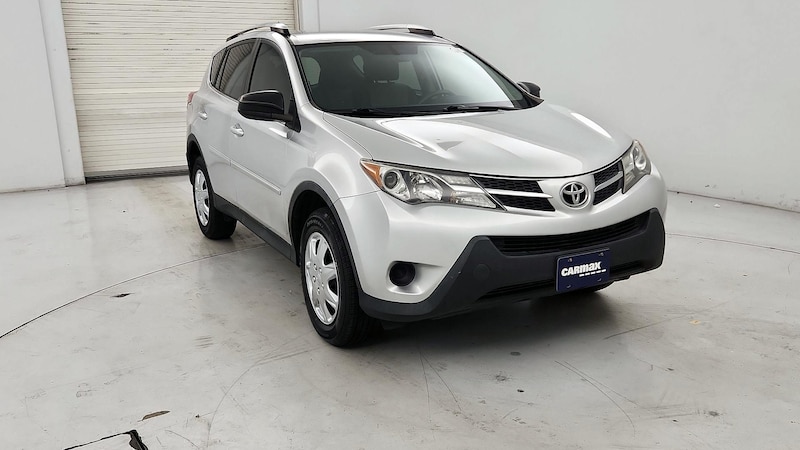 2015 Toyota RAV4 LE Hero Image