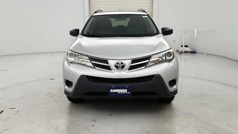 2015 Toyota RAV4 LE 2