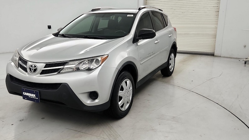2015 Toyota RAV4 LE 3