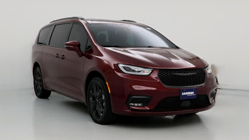 2022 Chrysler Pacifica Limited Hero Image