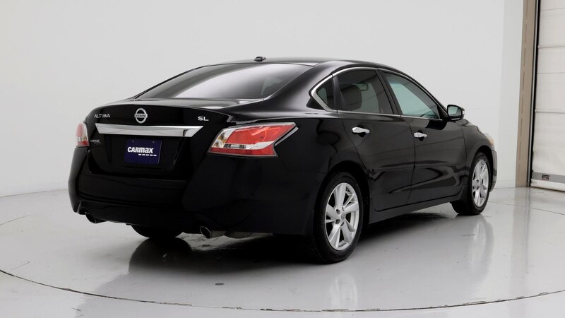 2015 Nissan Altima SL 8