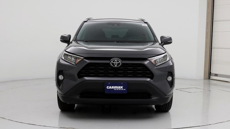 2020 Toyota RAV4 XLE 5