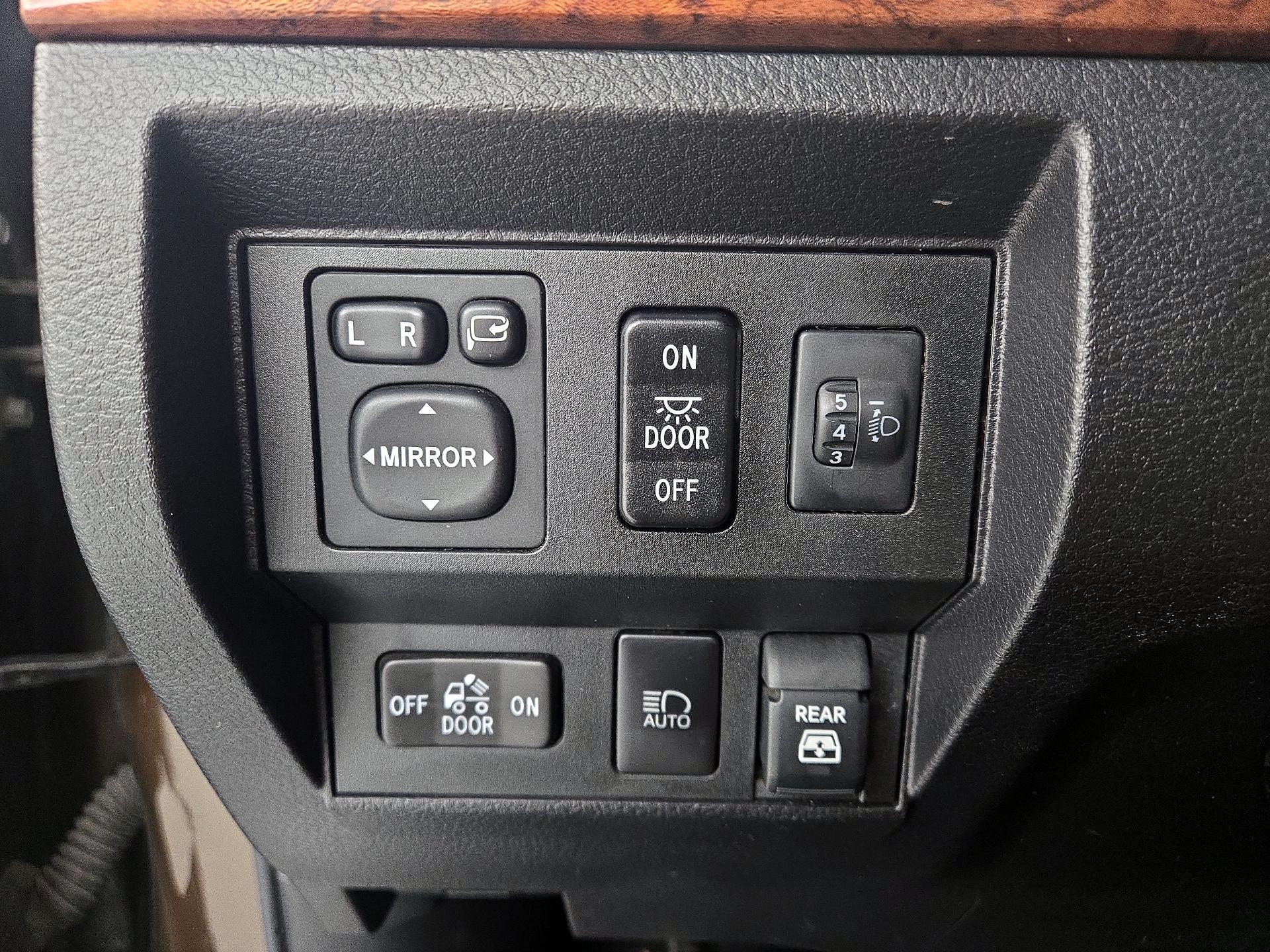 Thumbnail: 2021 Toyota Tundra - 13