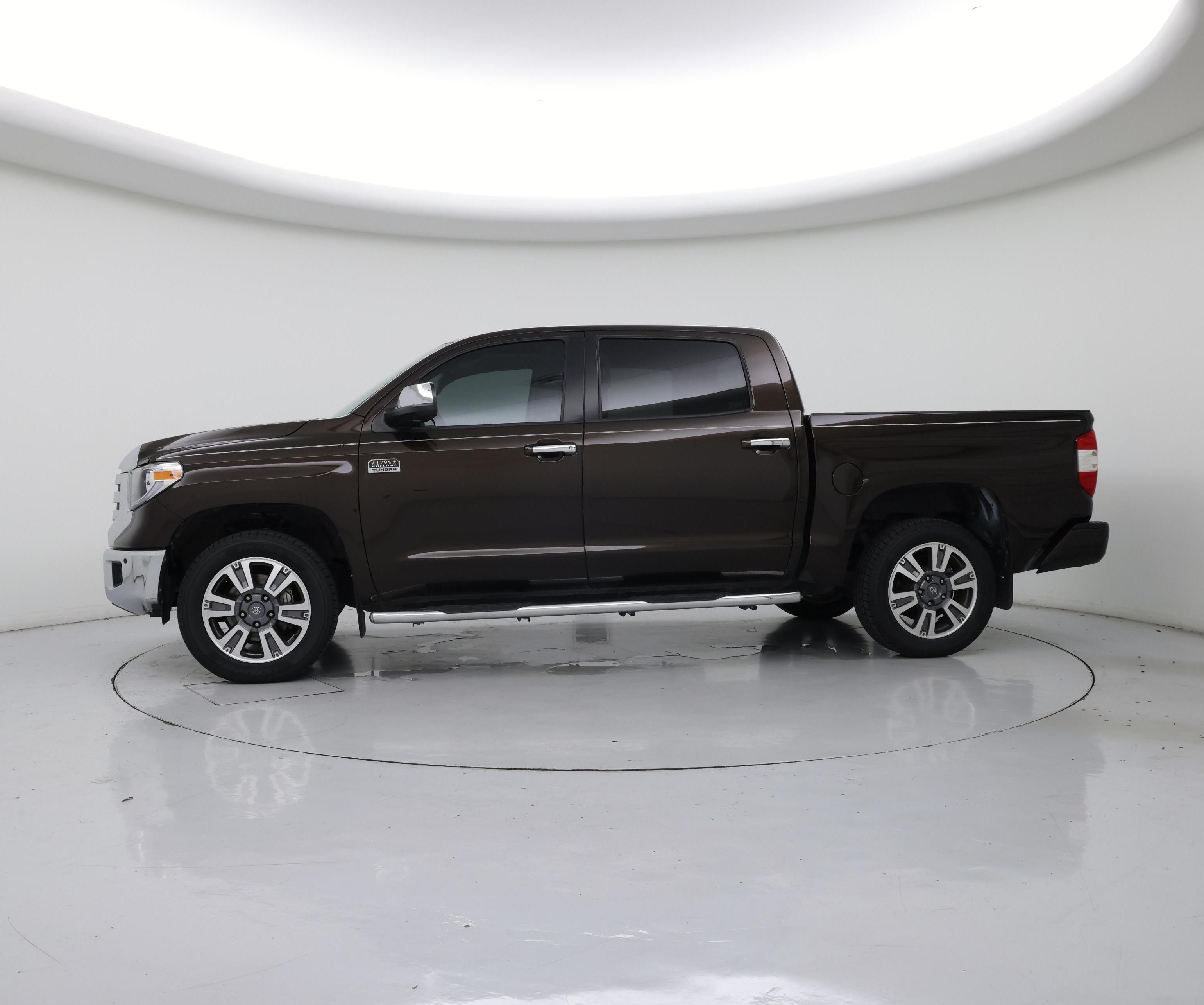 Thumbnail: 2021 Toyota Tundra - 3