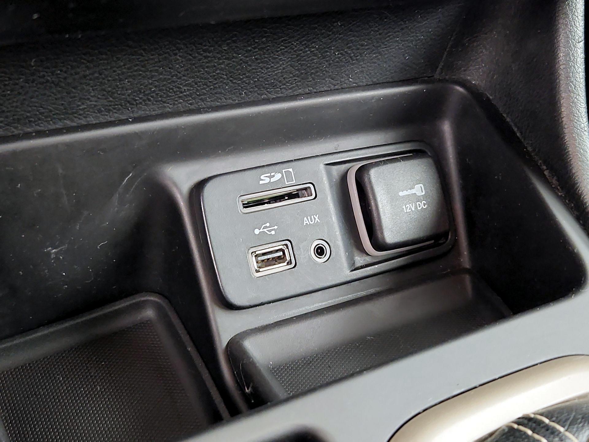Thumbnail: 2016 Jeep Cherokee - 18
