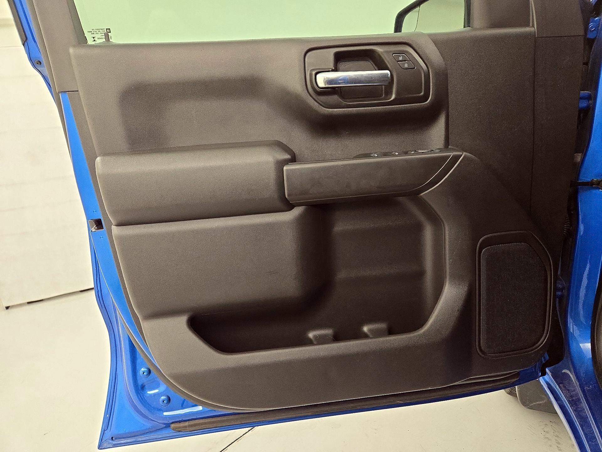 Thumbnail: 2023 Chevrolet Silverado 1500 - 12