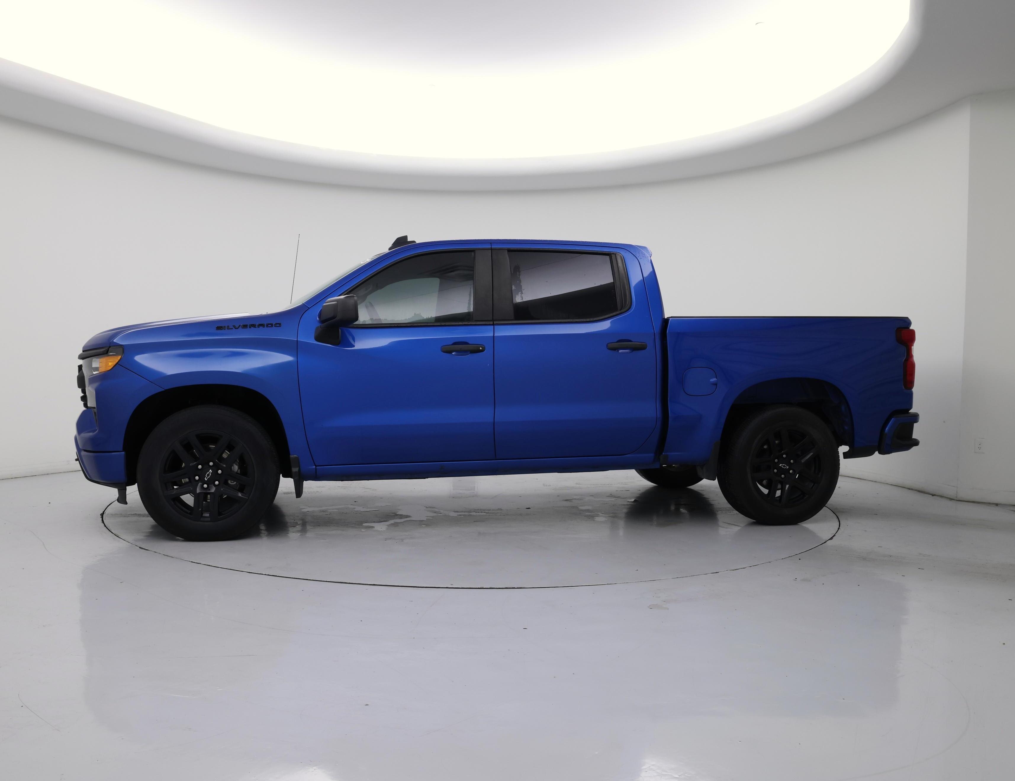 Thumbnail: 2023 Chevrolet Silverado 1500 - 3