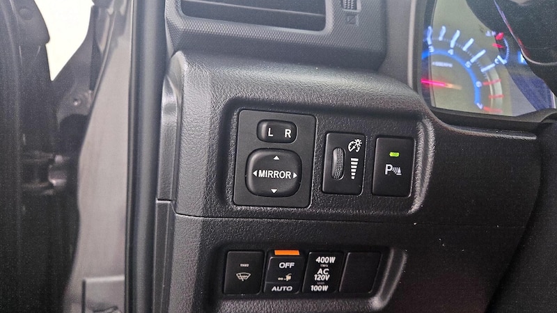 2014 Toyota 4Runner Limited 13