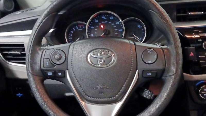 2015 Toyota Corolla LE 10