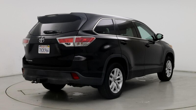 2016 Toyota Highlander LE 8