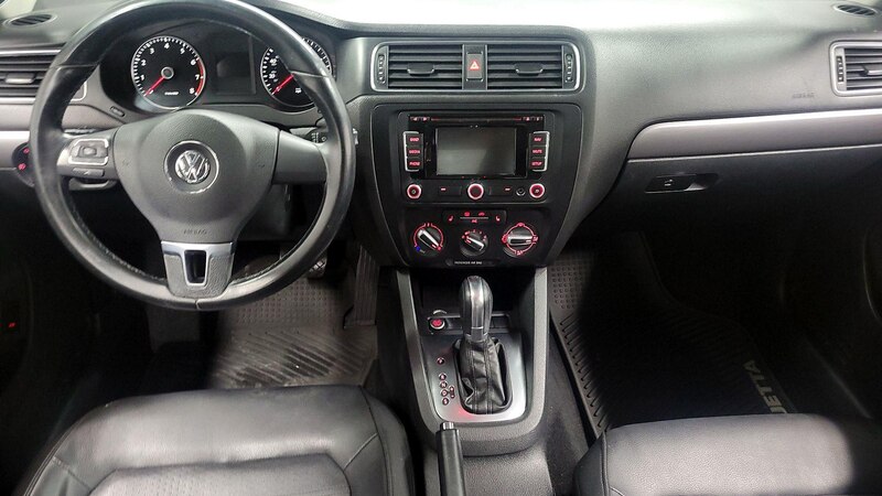 2014 Volkswagen Jetta SEL 9