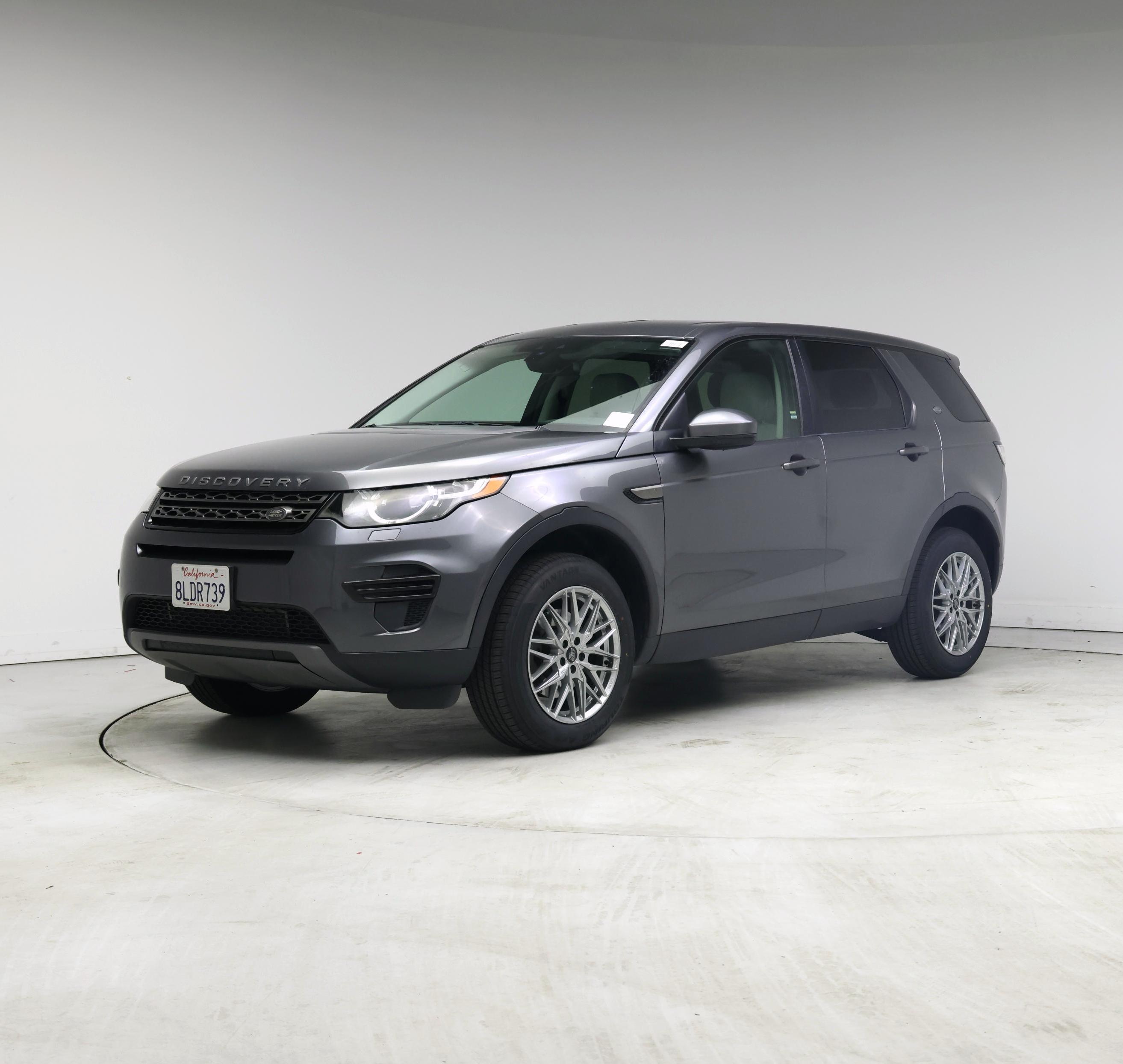 Thumbnail: 2016 Land Rover Discovery Sport - 4