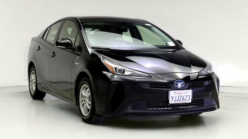 2022 Toyota Prius LE Hero Image