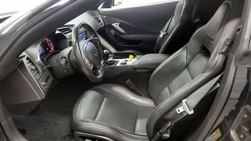 2019 Chevrolet Corvette Stingray 11