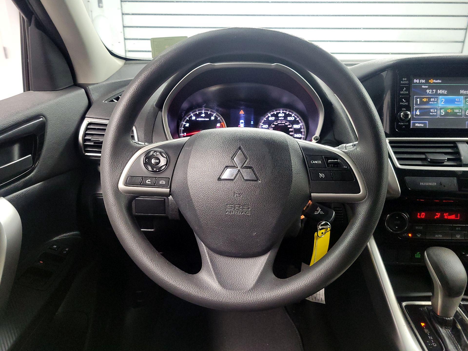 Thumbnail: 2020 Mitsubishi Eclipse Cross - 10